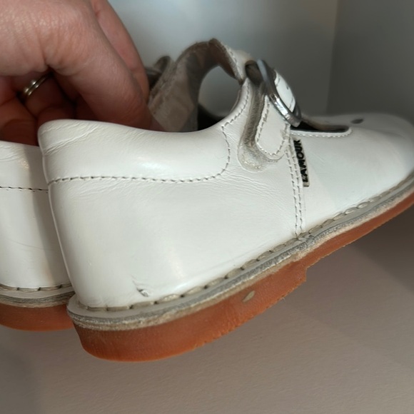 L’Amour White Mary Janes - Picture 6 of 6